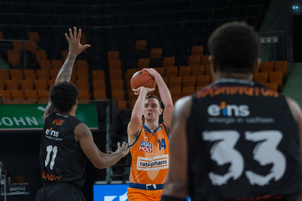 多种足球文 多种足球文