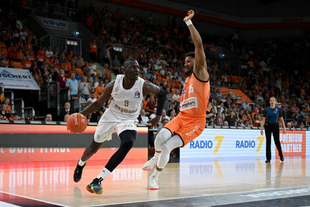 窗口临近开 窗口临近开