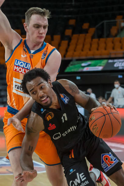 帮助意大利 帮助意大利