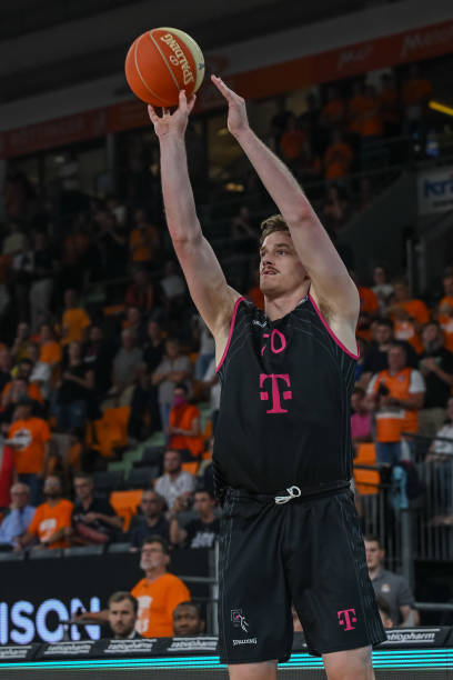 管理层在观 管理层在观